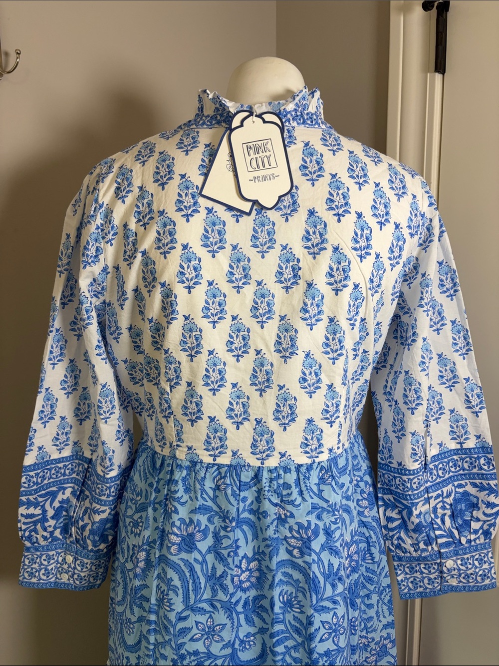 Tuckernuck Pink City Prints Gemma Dress Ocean Mix Blue White Sz S NEW - Picture 10 of 15